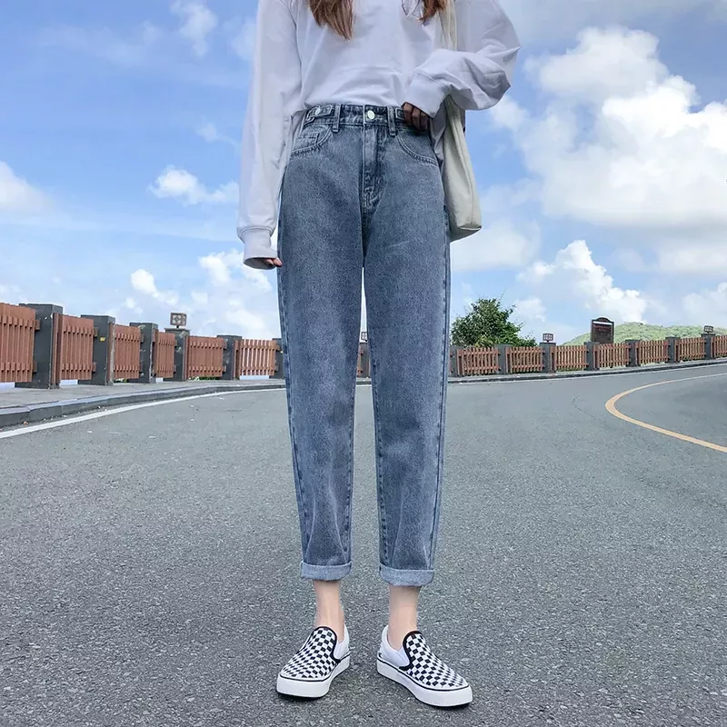 221787-9d4ff7.webp